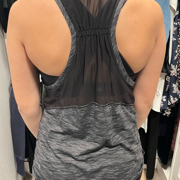 Lululemon Black and Gray Sleeveless Athletic Tank Top and sports bra - Picture 2 of 5